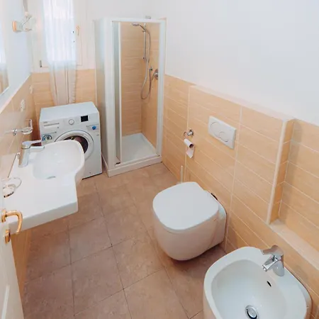 Porta Saragozza 公寓